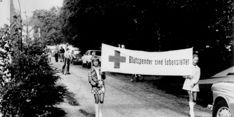 75 Jahre Transparent