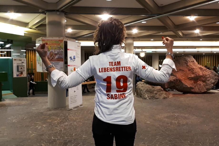 Referentin für Öffentlichkeitsarbeit Sabine Gräfe-Schmidt auf dem 13. Blutspendemarathon in Hagen